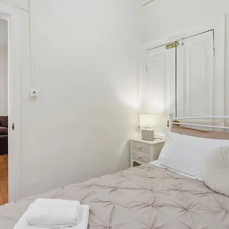 Moraitis Apartment *
